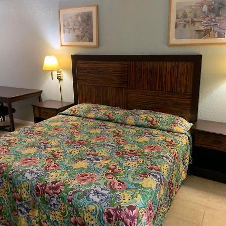 Executive Inn Mercedes Weslaco 外观 照片